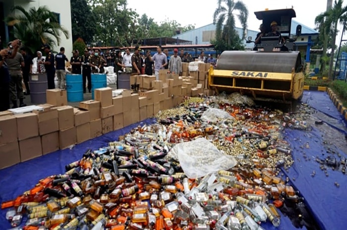 <p>Musnahkan Barang Kena Cukai Ilegal, KPPBC Palu Selamatkan Uang Negara Ratusan Juta Rupiah (Foto: Illustrasi)</p>
