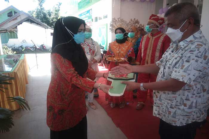 <p>Foto: Peresmian Operasioanl Tiga Puskesmas Baru di Parimo.</p>
