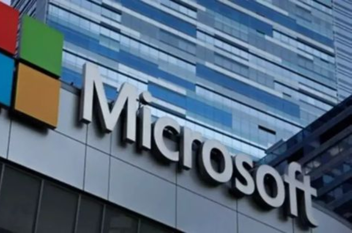 <p>Ket Foto: Microsoft Membuat Perjanjian dengan Activision dan Memberikan  Harapan Baru Bagi Penggemar Game di Seluruh Dunia (Pinterest/@realitypaper)</p>
