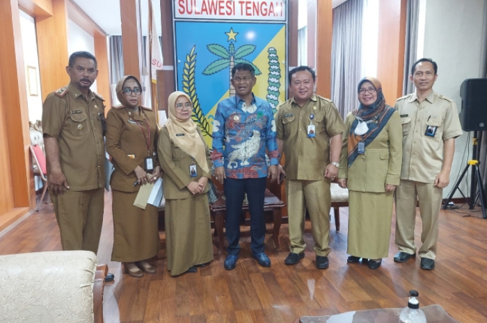 <p>Ket Foto: Pertemuan Gubernur Sulawesi Tengah dan Kepala BKKBN Sulawesi Tengah (Foto/laman Sulteng.Prov)</p>
