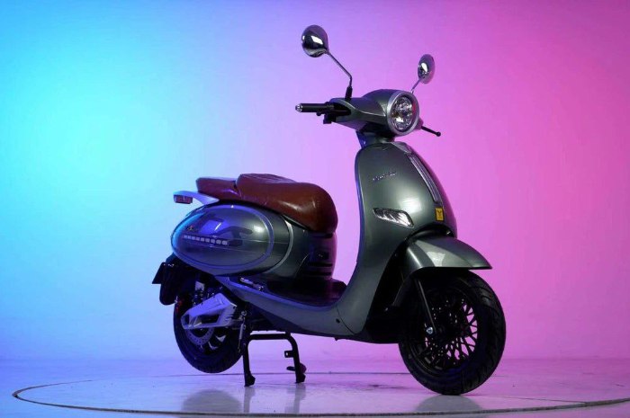 <p>Ket Foto: Motor listrik Uwinflly T5, harga terjangkau dan bisa isi ulang dengan kapasitas daya 450 VA (Foto/Website resmi Uwinfly)</p>
