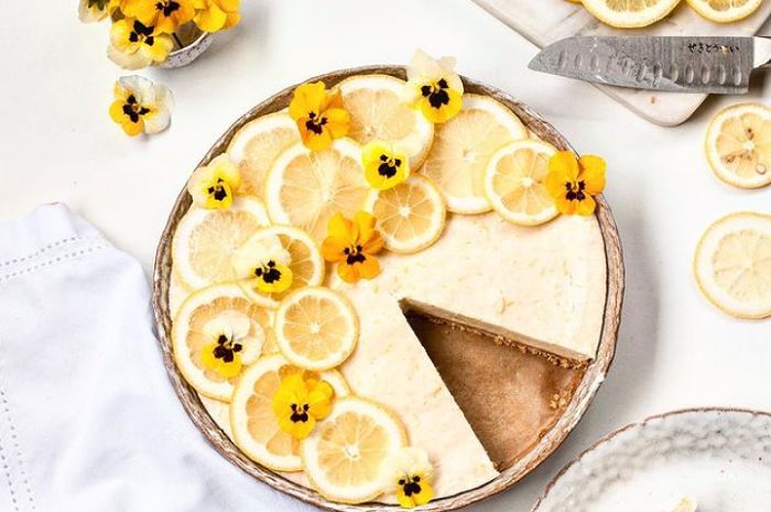 <p>Ket foto: resep membuat cemilan cheesecake lemon (foto/Instagram/@gingervegan) </p>
