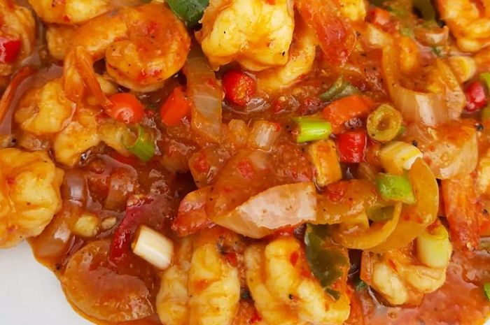 <p>Ket foto: resep masakan udang saus padang (foto/Instagram/@linasutiono) </p>
