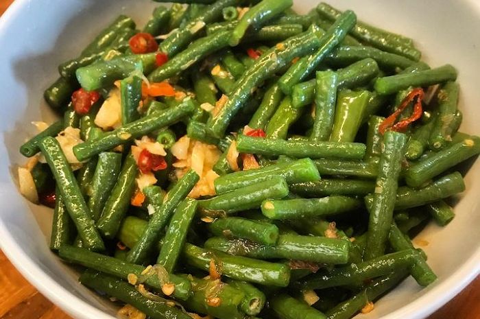 <p>Ket foto: resep membuat tumis kacang panjang (foto/instagram/@cookingwithdamma) </p>
