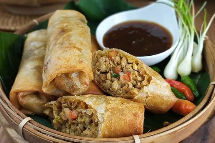 <p>Ket foto: resep membuat lumpia semarang (foto/instagram/@resepibumertua.id)</p>
