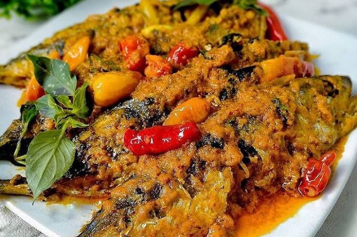 <p>Ket foto: resep membuat pesmol ikan kembung (foto/instagram/@vthree2107)</p>
