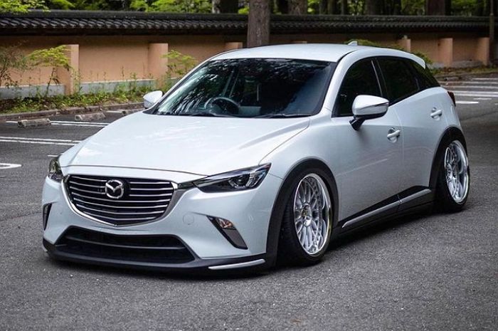 <p>Ket foto: spesifikasi mobil Mazda CX-5 (foto/instagram/@airforcesuspension) </p>
