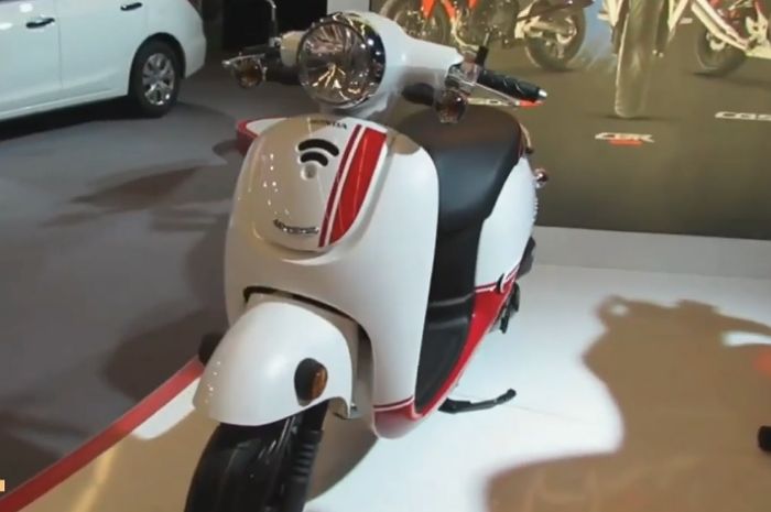 <p>Ket foto spesifikasi dan harga Honda Giorno 2023 (foto/YouTube/BW EVANS) </p>

