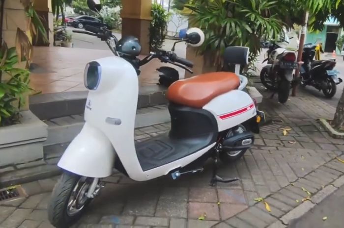 <p>Ket foto: spesifikasi dan harga motor listrik Exotic Vito (foto/YouTube/Rekomendasi Channel) </p>
