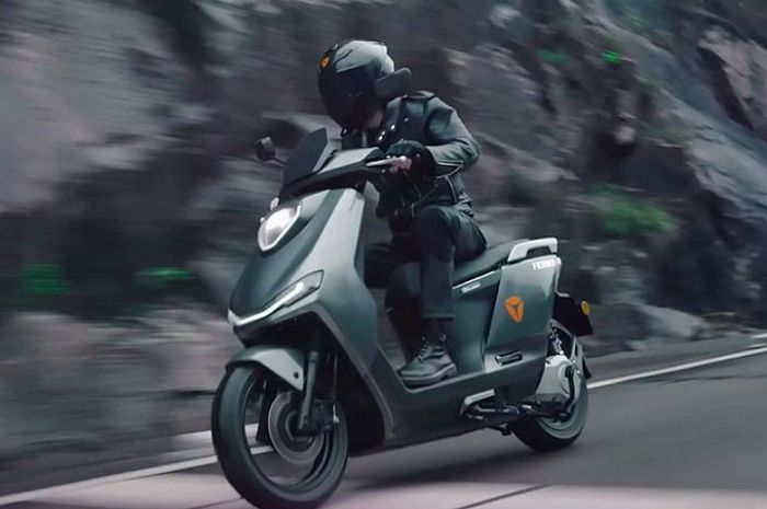 <p>Ket foto: spesifikasi dan harga motor listrik Yadea F200 (foto/instagram/@elektrikliyiz) </p>
