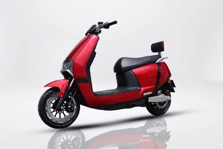<p>Ket foto: keunggulan spesifikasi motor listrik Uwinfly N9 Pro (foto/instagram/@trailberasap) </p>
