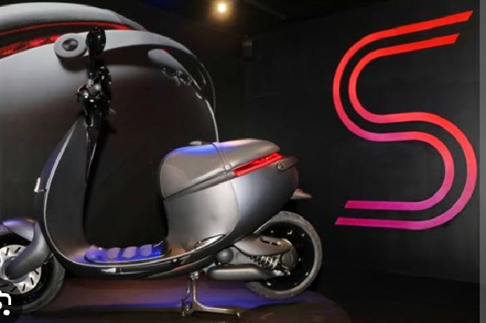 <p>Ket foto: Spesifikasi dan harga motor listrik Gogoro S Performance (foto/website/mtcxx.com)</p>
