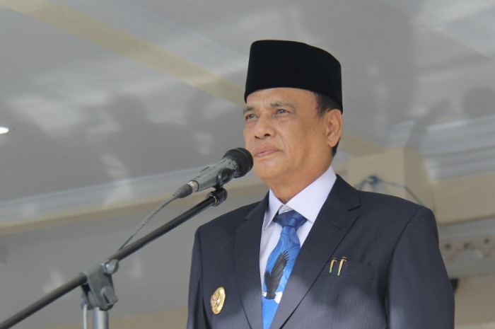 <p>Keterangan Foto : Wakil Gubernur Sulawesi Tengah saat memimpin upacara HUT Otda, (Foto/Humas Pemprov Sulteng)</p>
