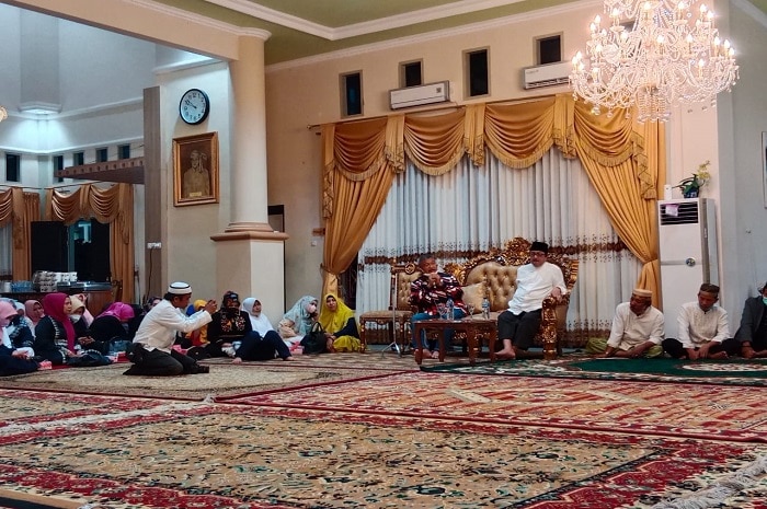 <p>Ket Foto: Zikir Bersama di Rujab Bupati Parigi Moutong H Samsurizal Tombolotutu. (Foto/Diskominfo Parimo)</p>
