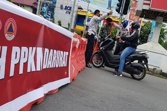 <p>Foto; Illustrasi PPKM darurat level empat.</p>

