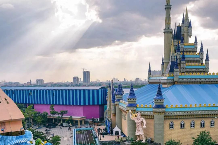<p>Ket foto: Serunya berlibur di wisata Atlantis Land Surabaya Jawa Timur (Foto/Instagram/atlantislandofficial)</p>
