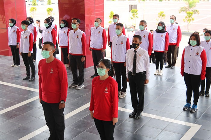 <p>Foto: 60 Mahasiswa Dilantik Jadi Relawan Vaksin di Sulawesi Tengah.</p>
