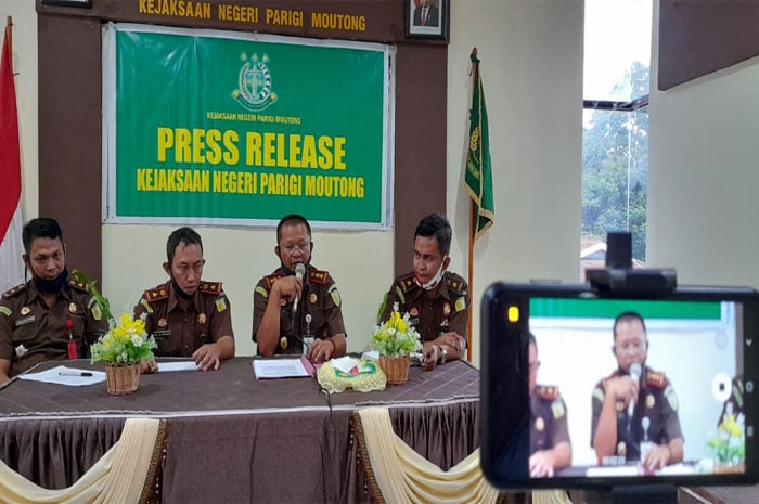 <p>Foto: Press Rilis Kejari Parigi Moutong, GemasulawesiFoto/Rafii)</p>
