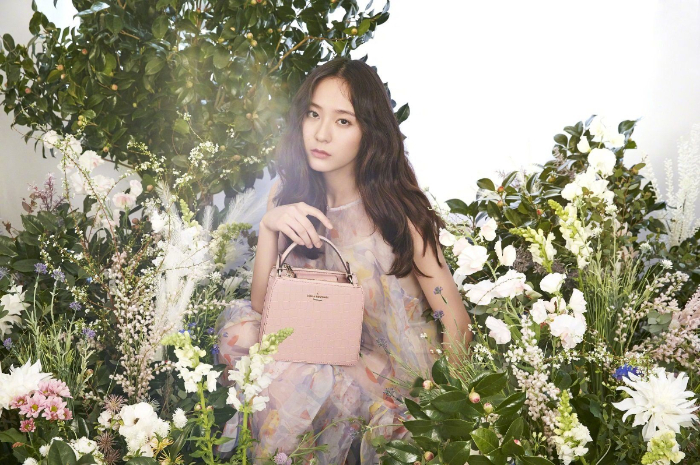 <p>Ket. Foto: Krystal Jung, Hasil Tes Tipe Kepribadian MBTI Terakhir yang Mempunyai Kepribadian INTJ (Foto/Pinterest)</p>
