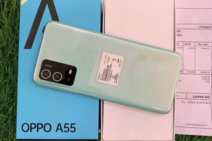 <p>Ket. Foto: HP Oppo A55 dengan 3 Kekurangannya Dibalik Tahan Banting, Air, dan Debu (Foto/Instagram/@star_mobile_mandvi)</p>