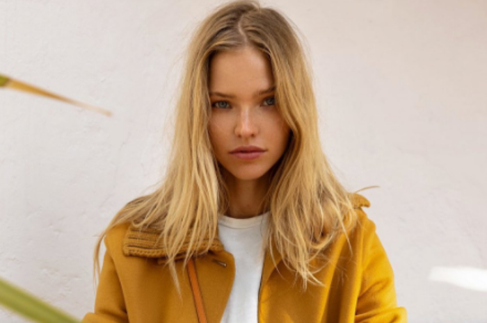 <p>Ket Foto: Salah satu artis yang membintangi film Anna yaitu Sasha Luss (Foto/Instagram/@sashaluss)</p>