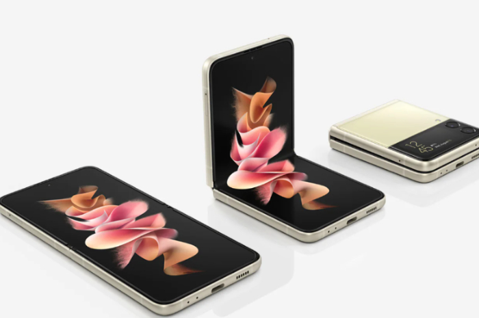<p>Foto Samsung Galaxy Z Flip3 5G jadi pelopor HP lipat yang viral (foto/website resmi Samsung)</p>
