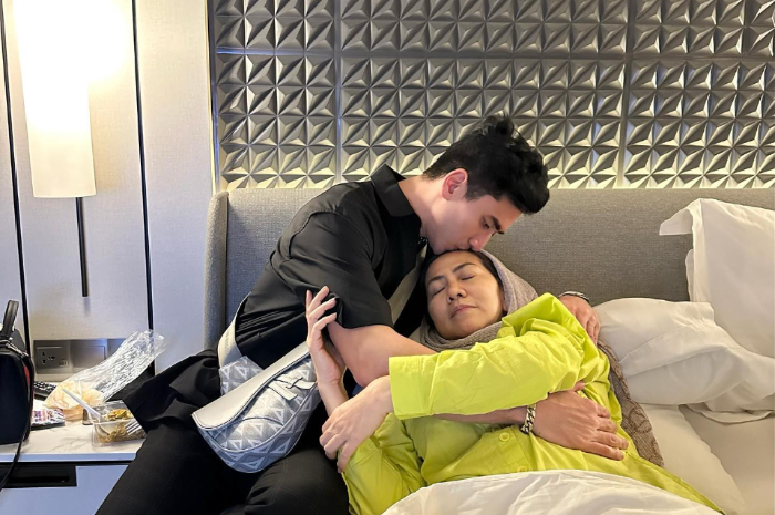 <p>Ket Foto: Verrel Bramasta dengan Ibunda Venny Melinda (Foto/Instagram bramastavrl)</p>
