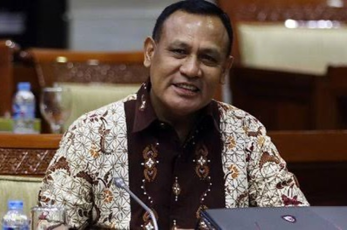 <p>Ket. Foto : MAKI Menyarankan Firli Bahuri Sebaiknya Fokus untuk Menghadapi Proses Hukum<br />
(Foto/Instagram/@firlibahuriofficial)</p>
