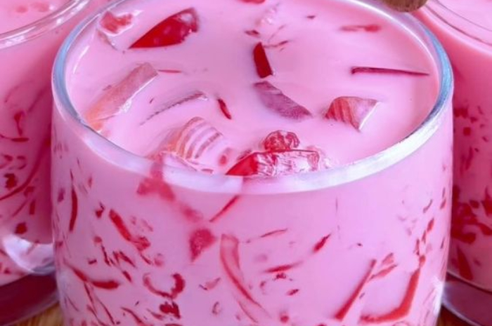 <p>Ket Foto: Resep Strawberry Jelly Sago (Foto/Pinterest @cafechannel)</p>
