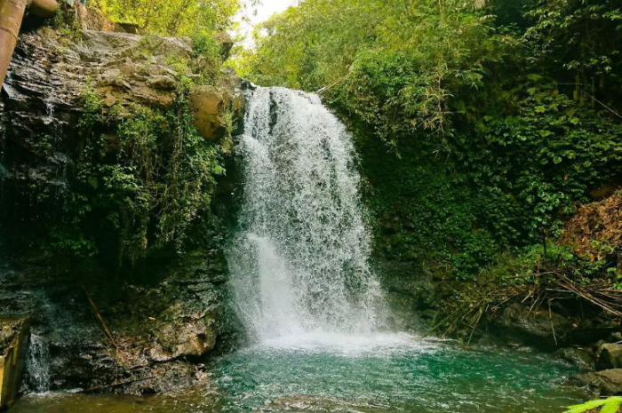 <p>Ket foto: Hidden gem wisata Curug Titang yang ada di Temanggung (Foto/Instagram/tugurwyt)</p>
