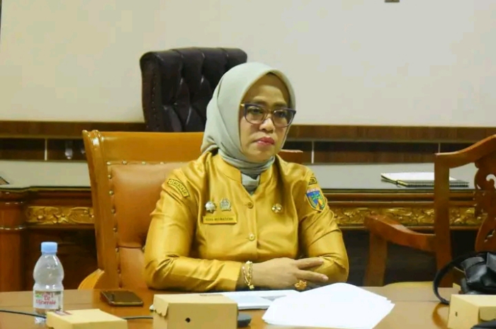 <p>Keterangan Foto : Sekdaprov Sulawesi Tengah saat menghadiri bimtek desa antikorupsi 2023, (Foto/Humas Pemprov Sulteng)</p>
