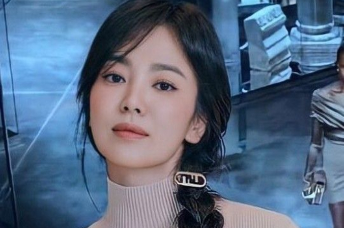 <p>Ket. Foto: Song Hye Kyo Pemeran Utama Drama The Glory (Foto/Pinterest)</p>

