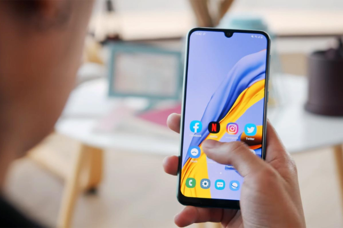 <p>Ket. Foto: HP Samsung Galaxy M21 dengan 5 Kelebihannya Dibalik Sebutan Samsung Seri M Paling Worth It (Foto/Pinterest)</p>