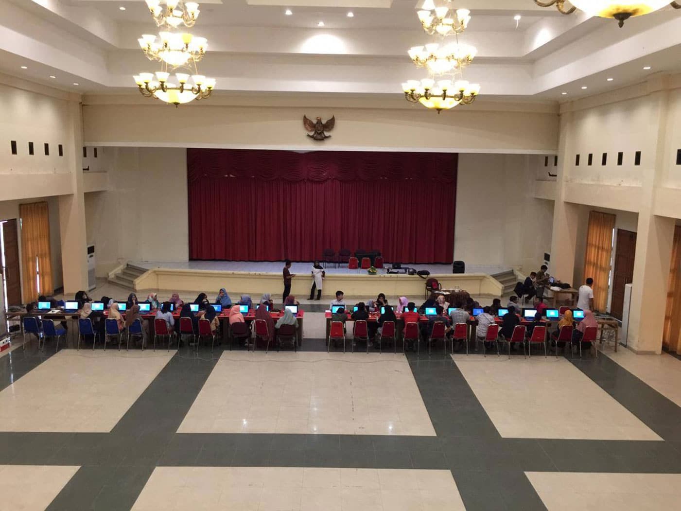 <p>Simulasi Ujian CAT- Panselda Parigi Moutong laksanakan ujian CAT CPNS tahun 2020. GemasulawesiFoto/BKPSDM.</p>
