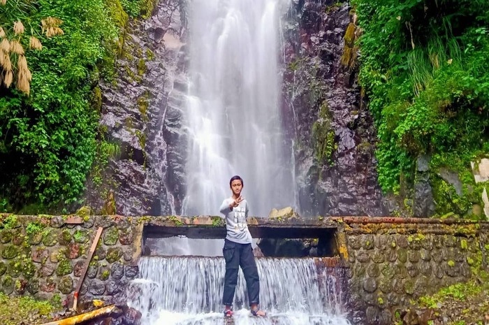 <p>Ket Foto: Ilustrasi foto keindahan Air Terjun Tirtasari Magetan (Foto/Instagram/@_saiful56s_)</p>
