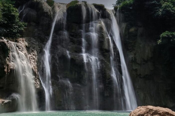 <p>Ket Foto: Ilustrasi foto pesona Air Terjun Nglirip Tuban (Foto/Instagram/@airterjunputringlirip)</p>

