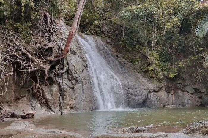 <p>Ket Foto: Ilustrasi foto keindahan Air Terjun Wafsarak Papua (Foto/Instagram/@jhunytonater)</p>
