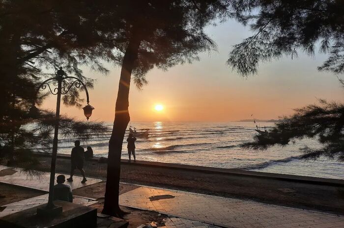 <p>Ket Foto: Ilustrasi foto pesona Pantai Boom (Foto/Instagram/@dianpho)</p>
