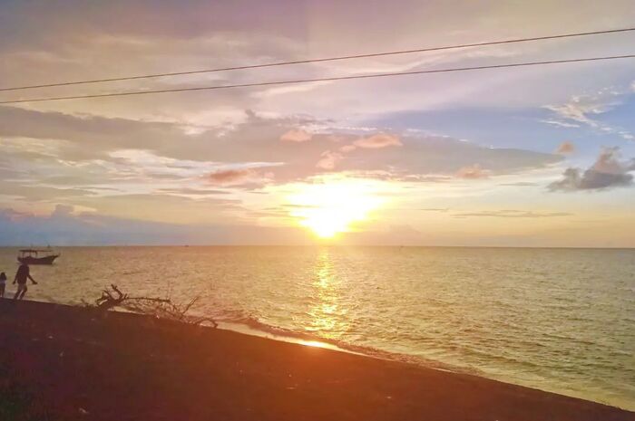 <p>Ket Foto: Ilustrasi foto pesona Pantai Duta Probolinggo (Foto/Instagram/@abdiz.manaf)</p>
