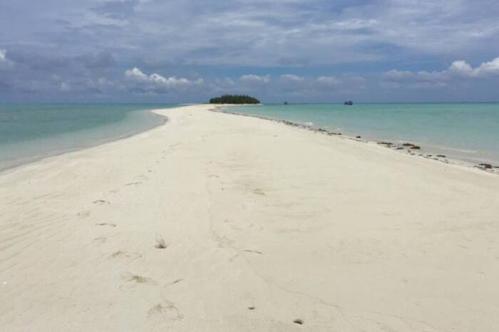 <p>Ket Foto: Ilustrasi foto pesona Pulau Noko Selayar Gresik Gresik (Foto/Instagram/@sheshidaaa)	</p>