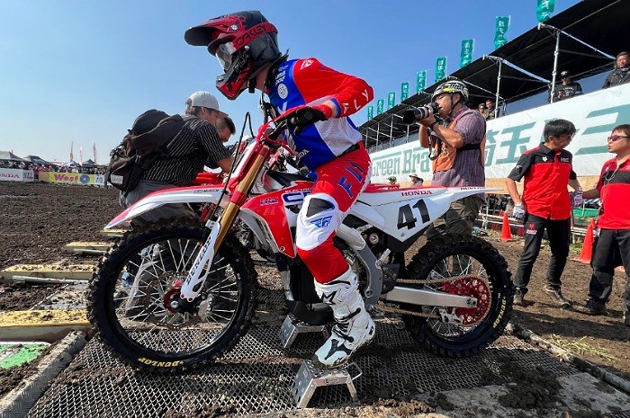 <p>Ket Foto: Foto dari motor listrik trail baru dari Honda, Honda CR Electric Proto (Foto/Twitter/racerxonline)</p>
