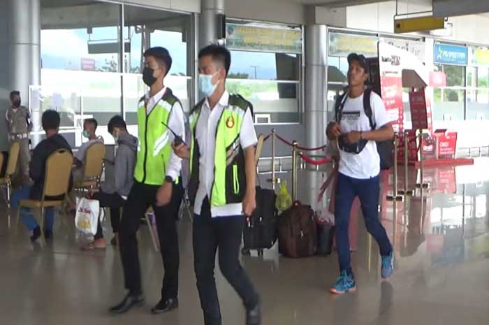 <p>Foto: Suasana ruang tunggu Bandara Mutiara Sis Al Jufri.</p>