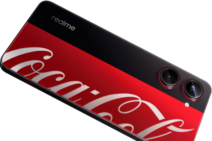 <p>Foto Realme 10 Pro 5G Coca-cola Edition yang punya desain unik sekali (foto/website resmi Realme)</p>
