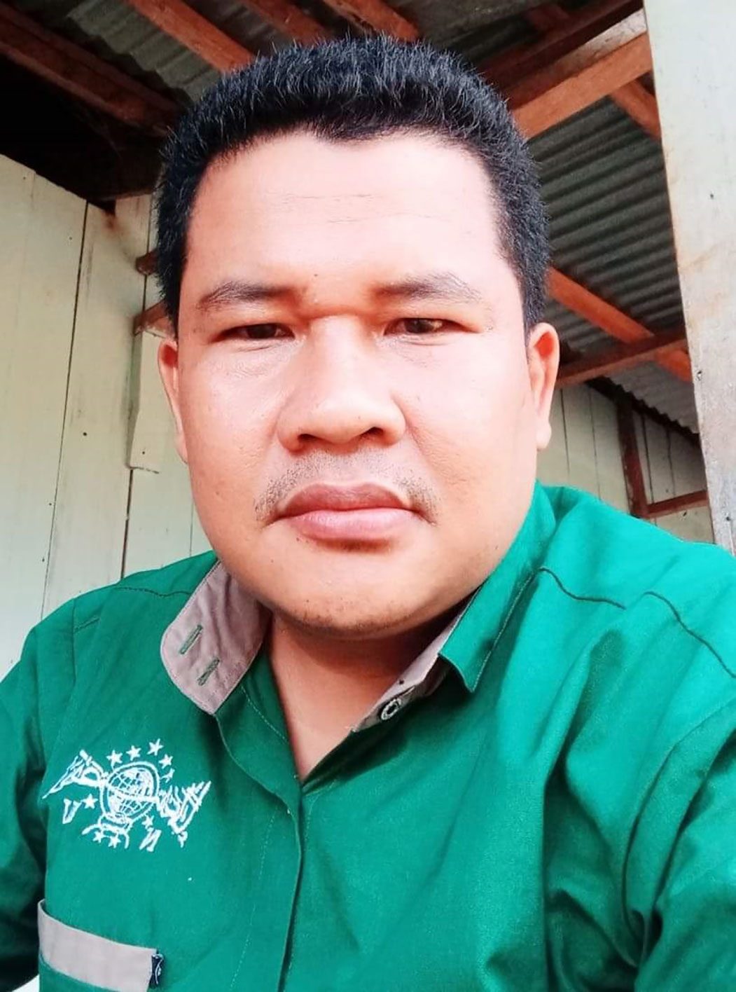 <p>Sukriadi, S.FiL, I</p>
