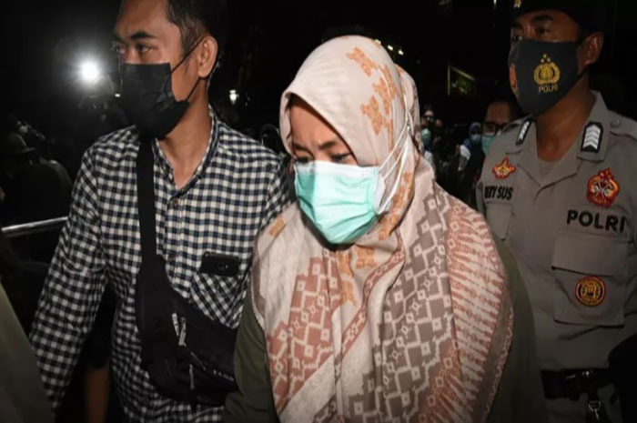 <p>Foto: Bupati Kolaka Timur Andi Merya Nur Menjadi Tersangka.</p>
