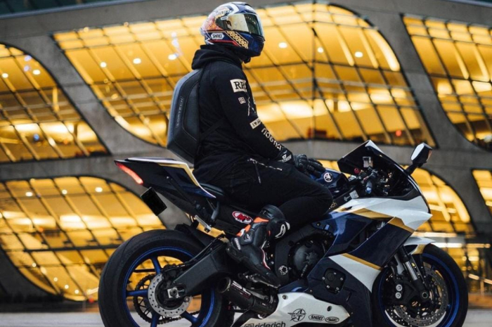 <p>Ket Foto: Yamaha R6 pertama diproduksi tahun 1998 namun masih eksis hingga saat ini (Foto/Instagram/enigmatic_r6)</p>
