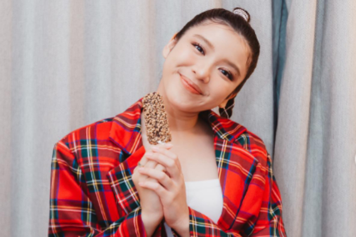 <p>Ket Foto: Tiara Andini kini telah menjadi penyanyi sukses dengan merilis banyak lagu (Foto/Instagram/@tiaraandini)</p>
