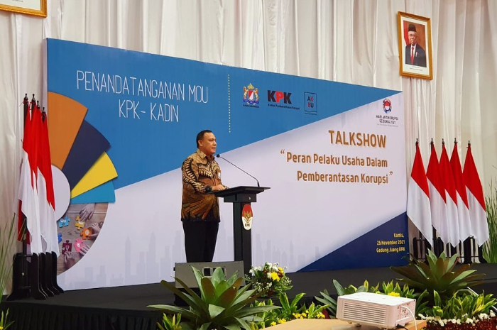 <p>Ket. Foto : Firli Bahuri Tiba Lebih Awal untuk Diperiksa di Bareskrim Polri<br />
(Foto/Instagram/@firlibahuriofficial)</p>
