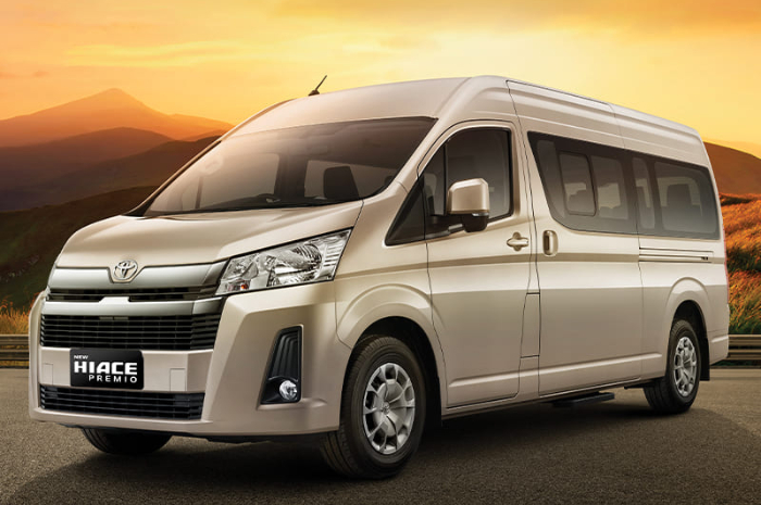 <p>Ket Foto: Toyota Hiace dengan warna beige metallic yang elegan (Foto/Website Resmi Toyota)</p>
