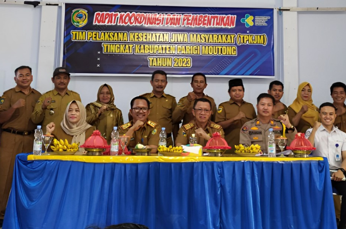 Ket. Foto : Staf Ahli Mawardin Menghadiri Rapat TPKJM Dinas Kesehatan Parigi Moutong (Foto/infopublik.id)